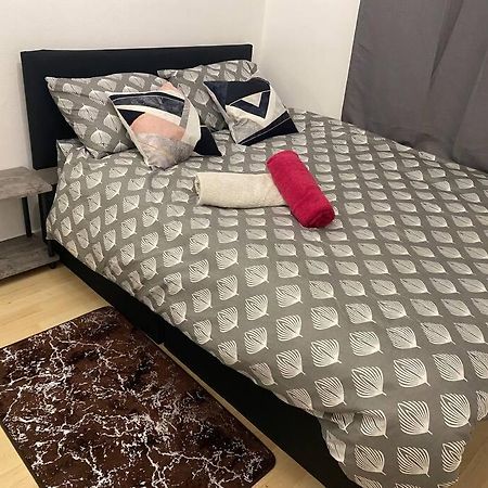 2 Bedroom Flat Camberwell Grove 伦敦 外观 照片