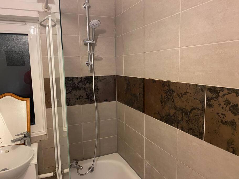 2 Bedroom Flat Camberwell Grove 伦敦 外观 照片