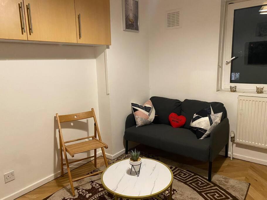 2 Bedroom Flat Camberwell Grove 伦敦 外观 照片