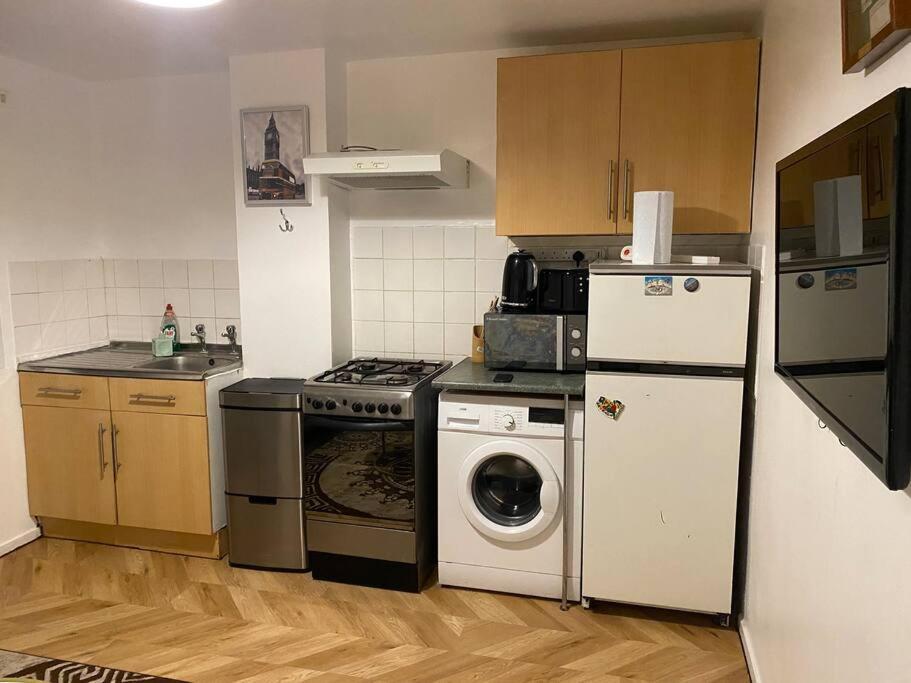 2 Bedroom Flat Camberwell Grove 伦敦 外观 照片